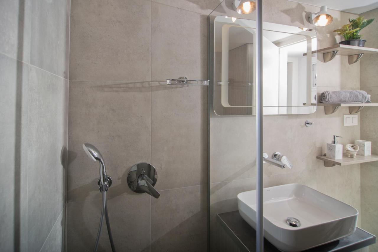 Urban Chic Luxury At The City Center Καλαμάτα Εξωτερικό φωτογραφία